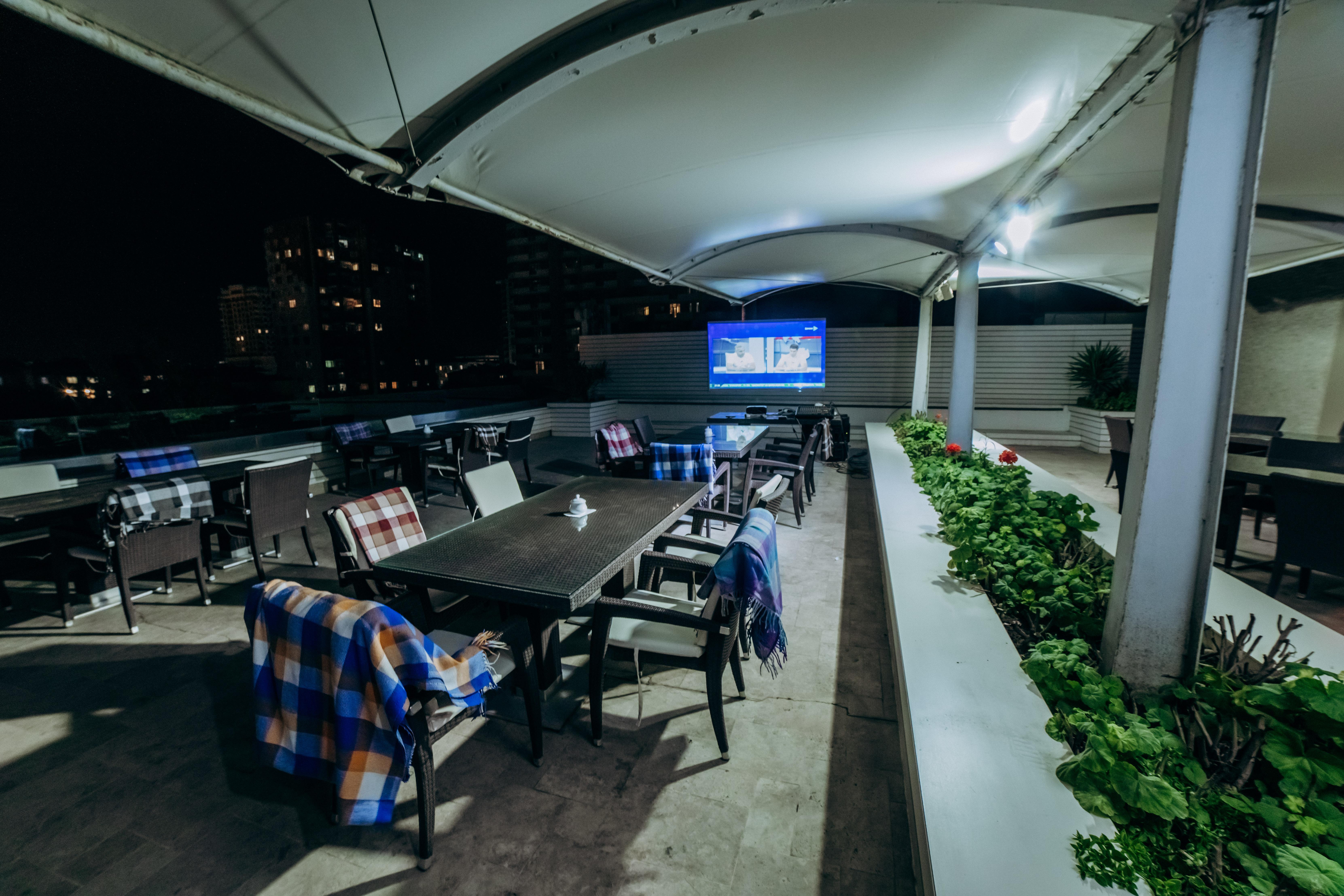 Point Hotel Baku Exterior photo