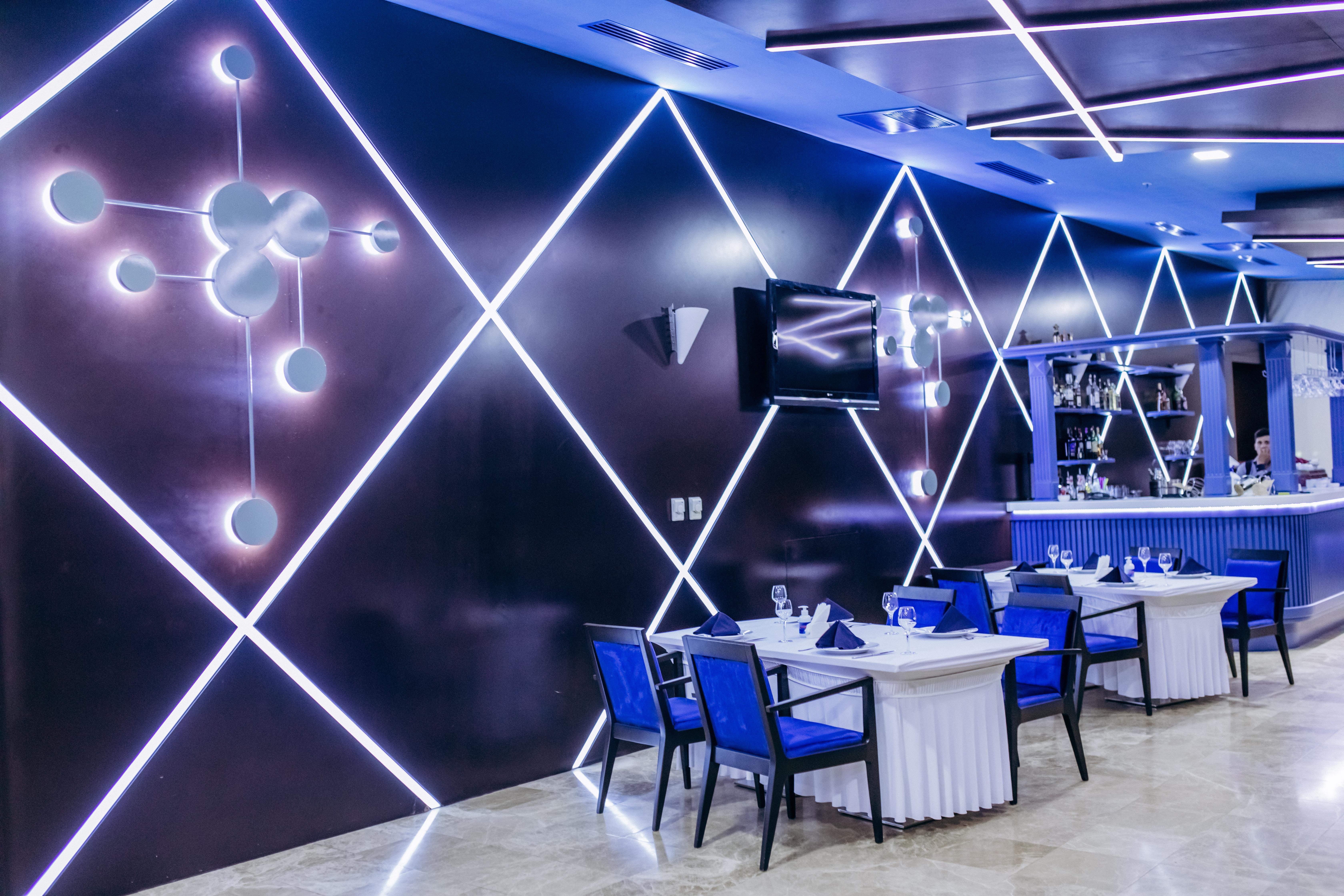 Point Hotel Baku Exterior photo