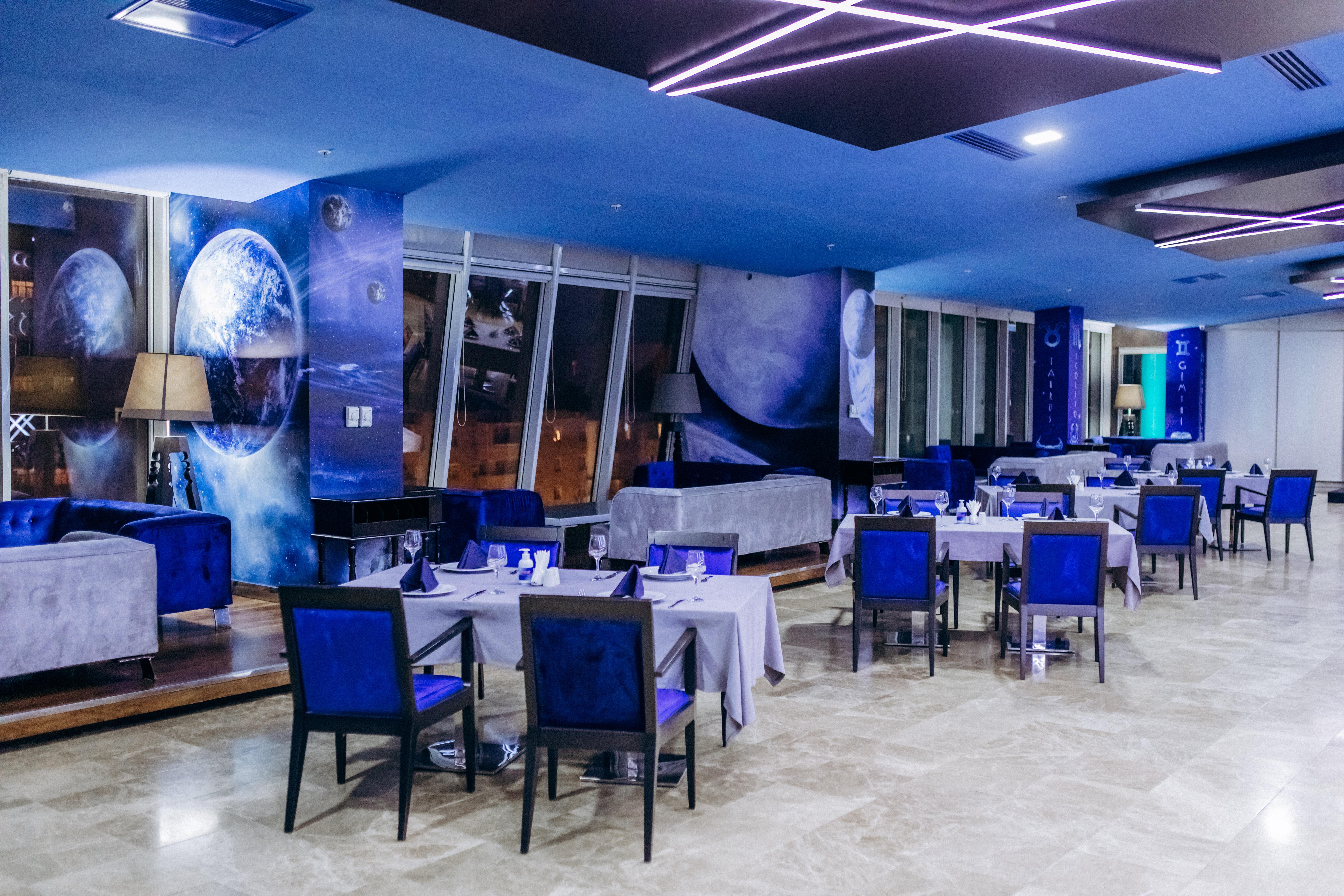 Point Hotel Baku Exterior photo
